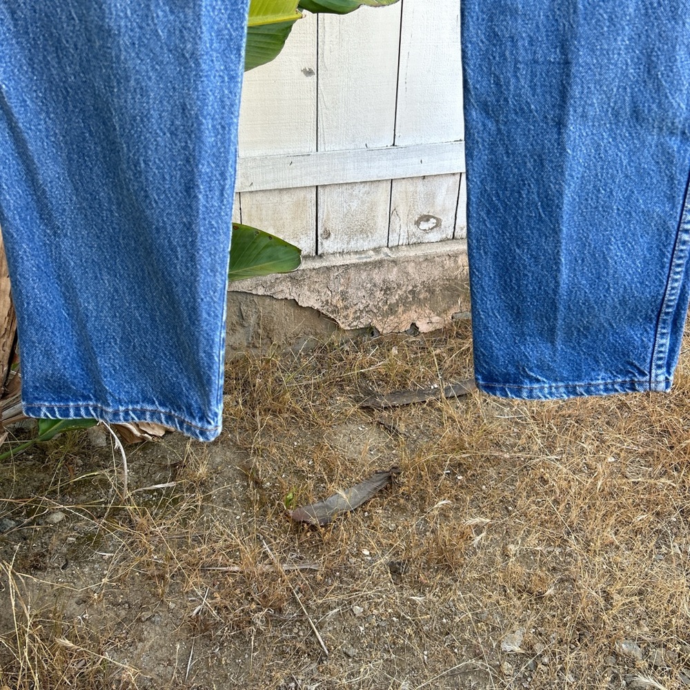 Vintage 1990s Wrangler Jeans 990 USA Made Faded Blue Denim 32x32 - Picture 6 of 7
